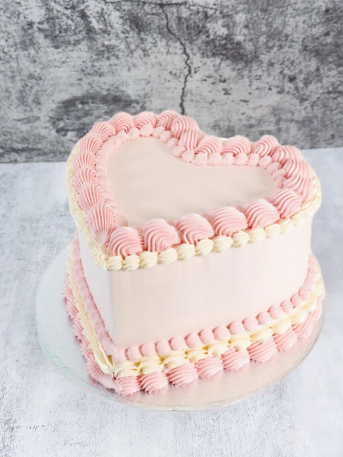 6” HEART CAKE ➡️Customize Color