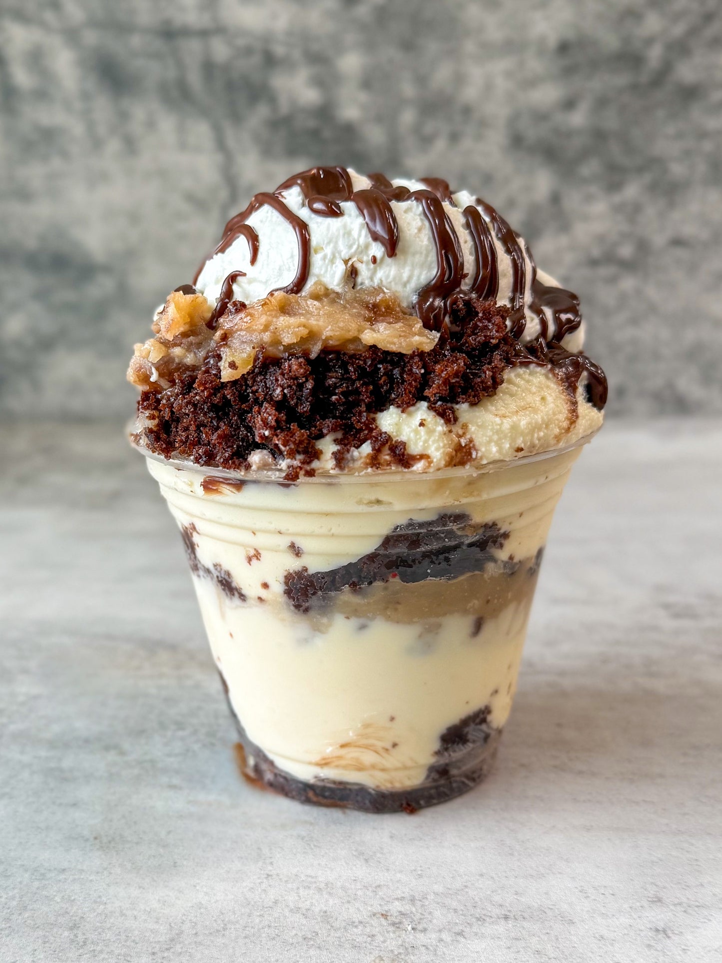 🔴CATERING: GERMAN CHOCOLATE CHEESECAKE TRIFLE