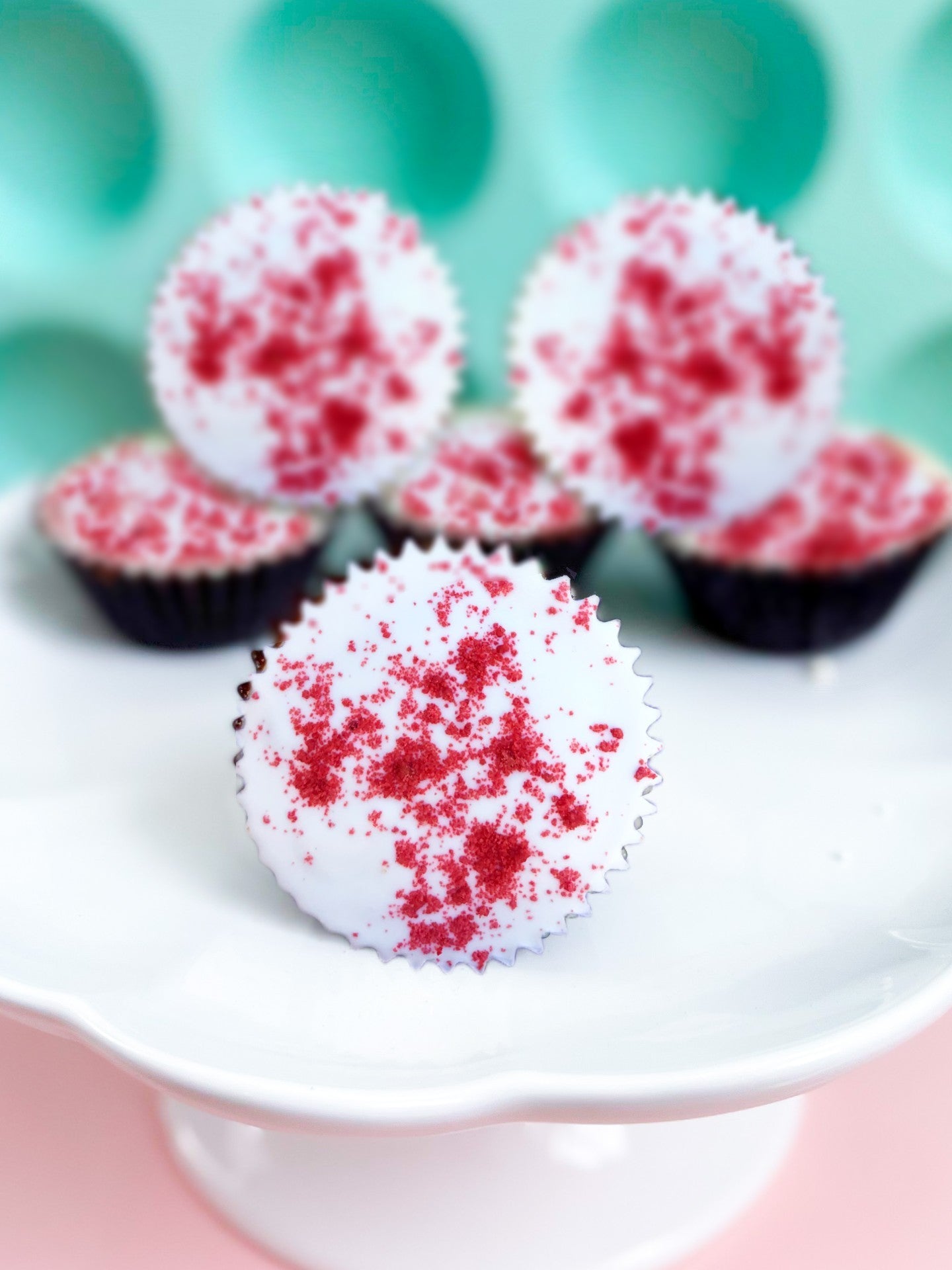 CAKE BITES