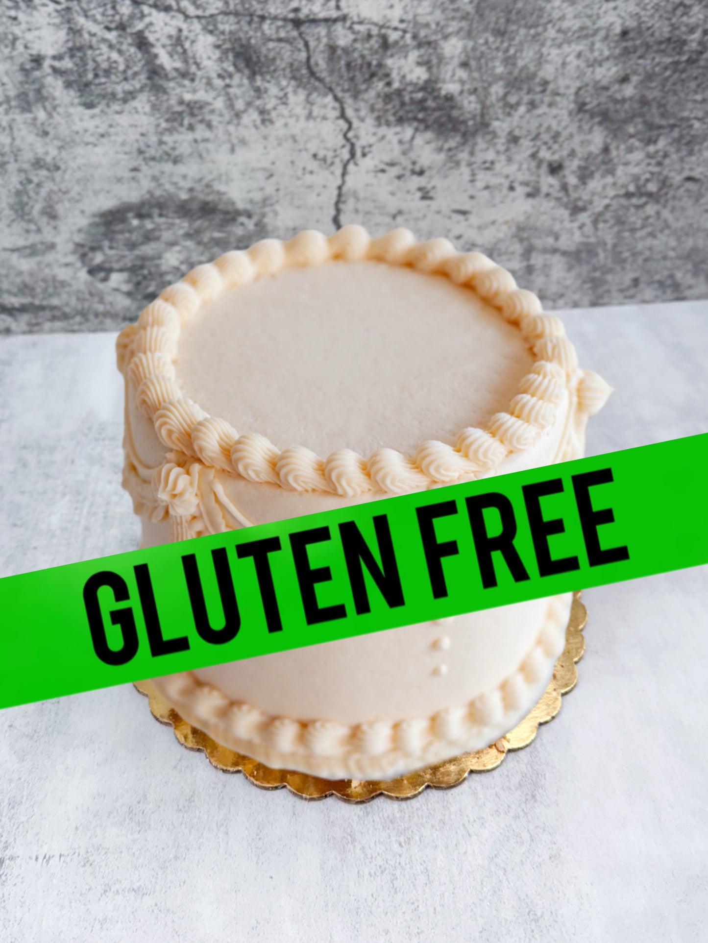 VINTAGE ROUND CAKE