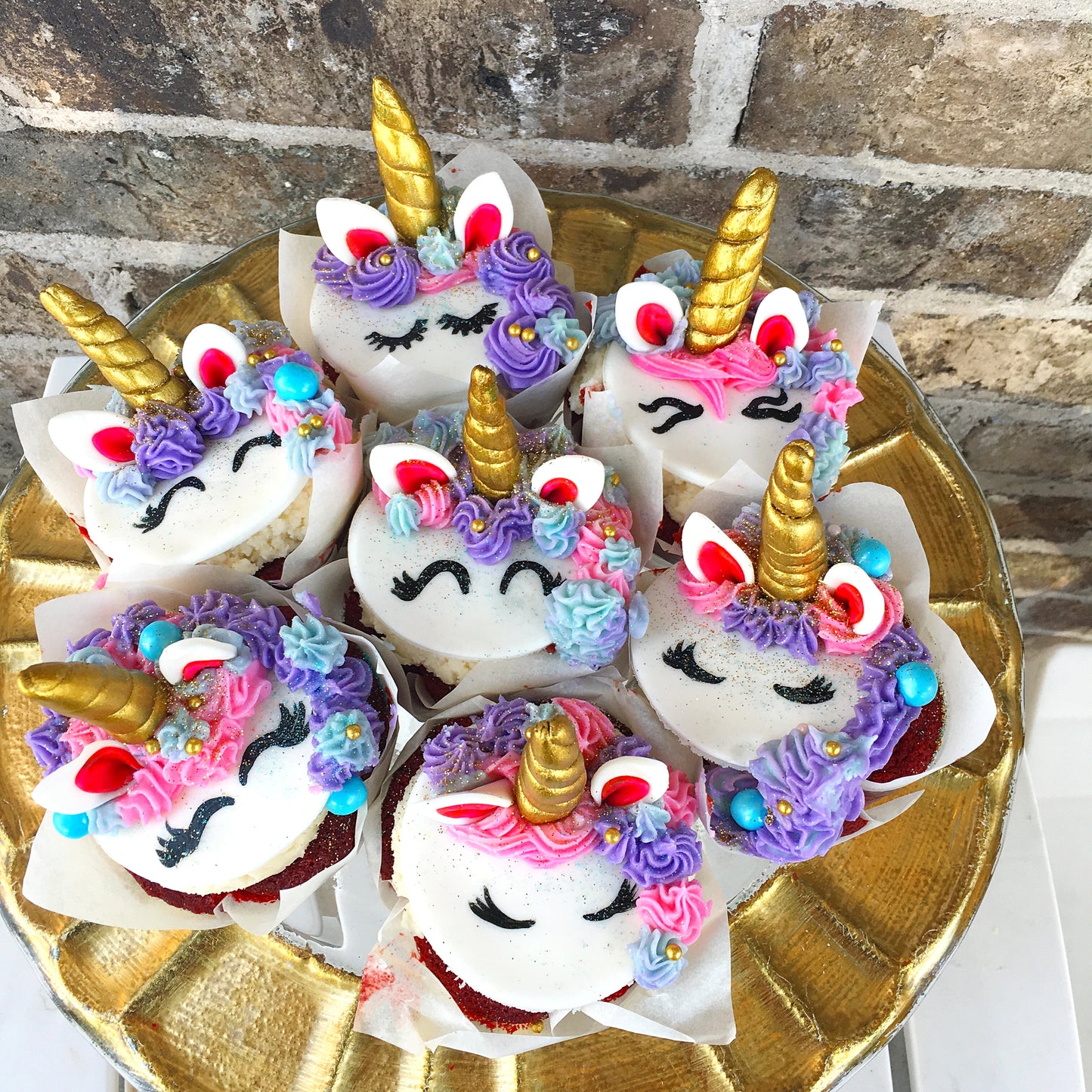 ⭐1 DZ 🦄UNICORNS ⚠️FUTURE DATE PICK-UP⚠️