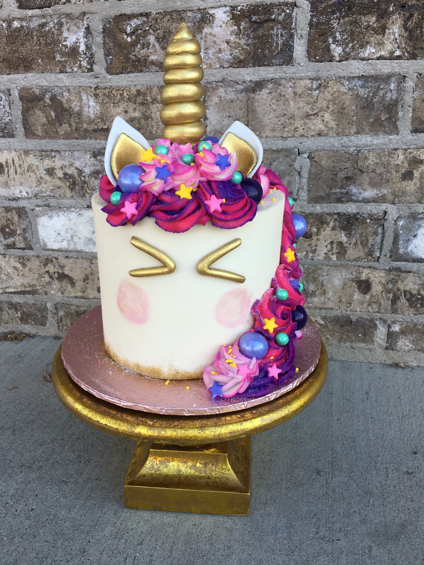 UNICORN CAKES