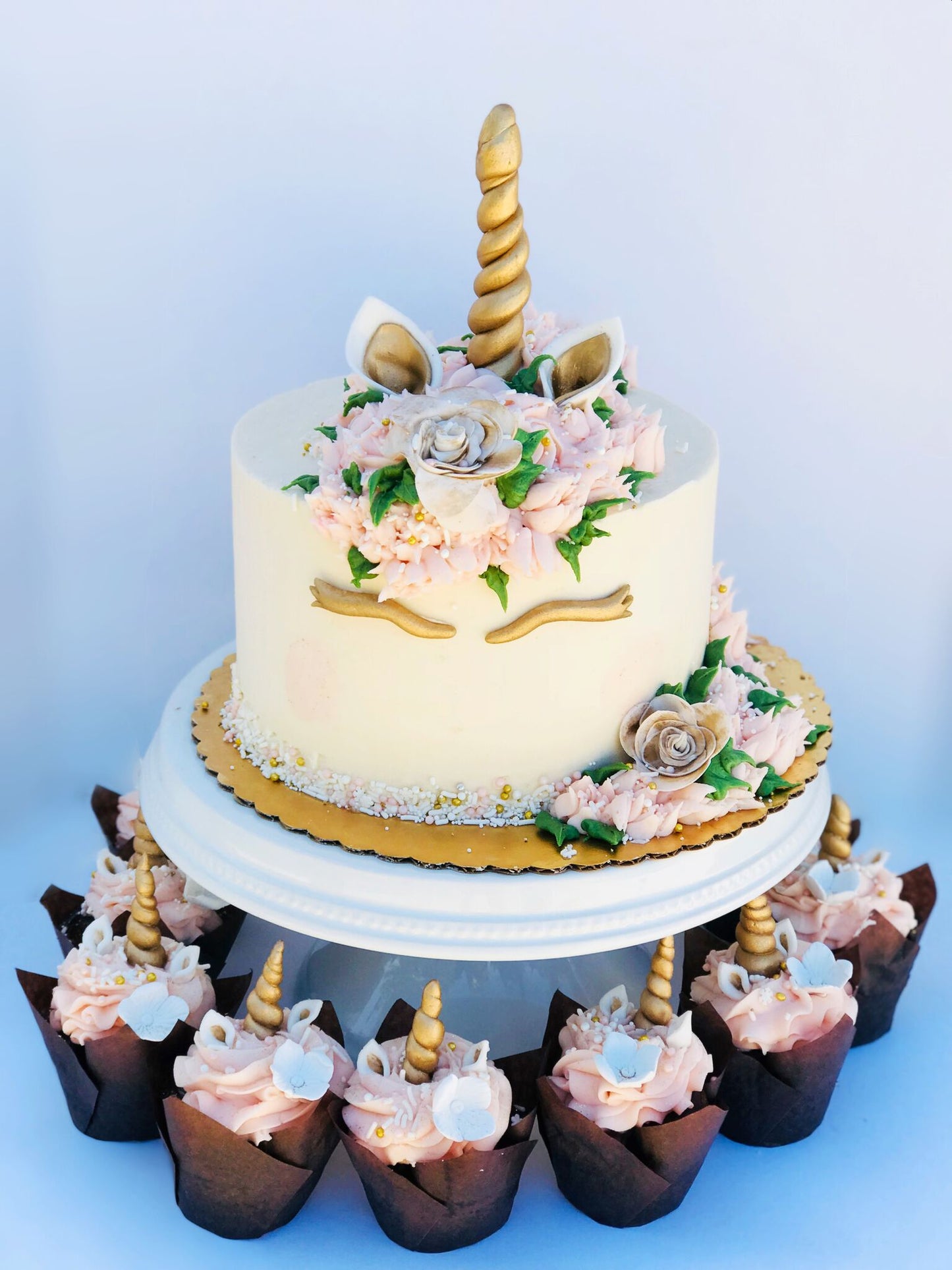 UNICORN CAKES