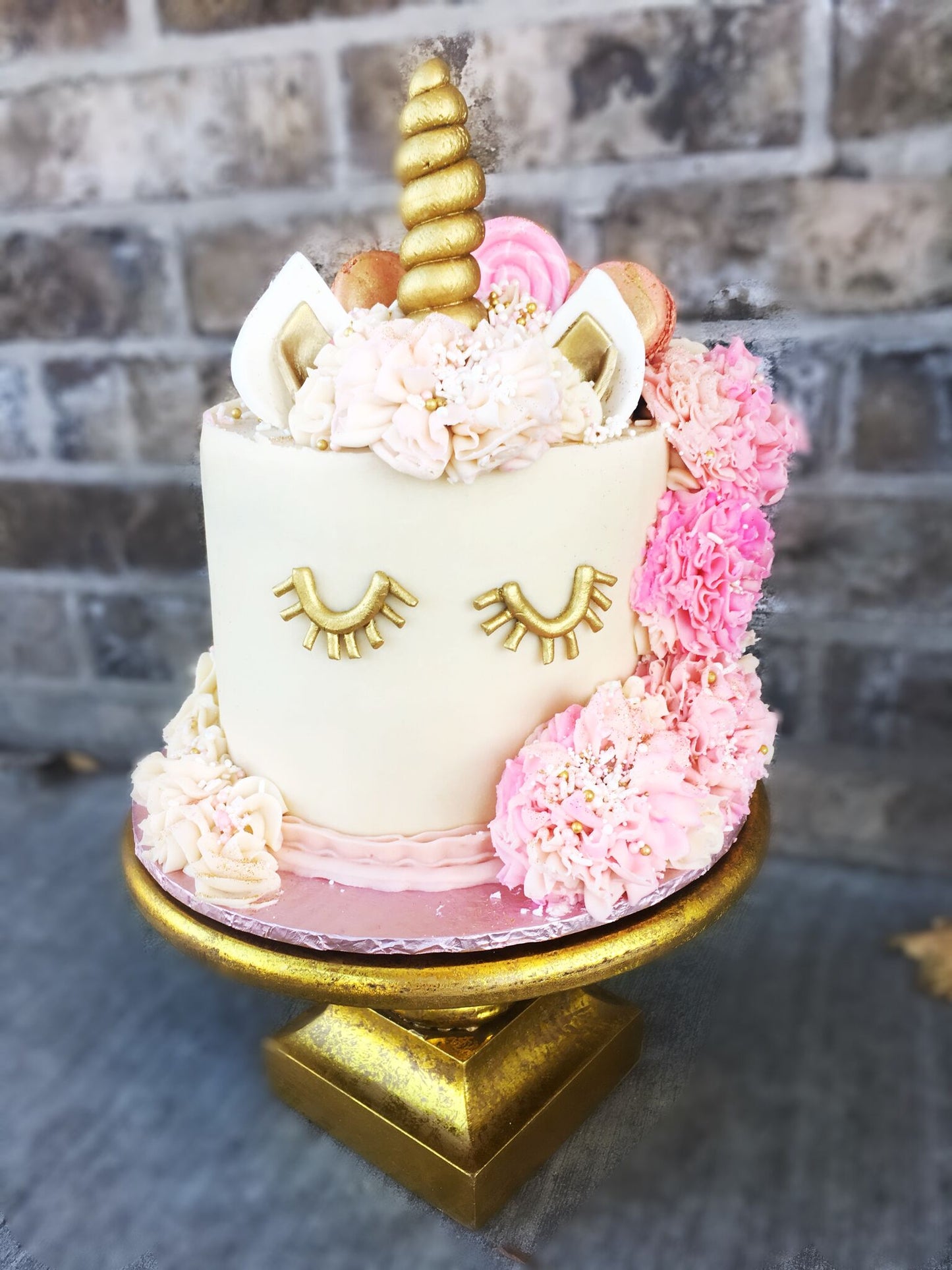 UNICORN CAKES