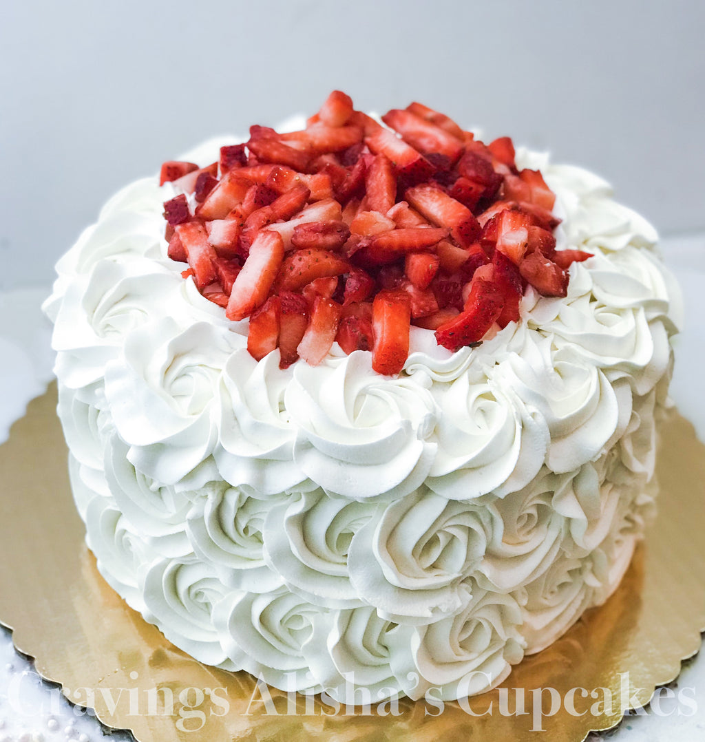 🍓Strawberry Horchata Cake (available 4.29 - 5.31)