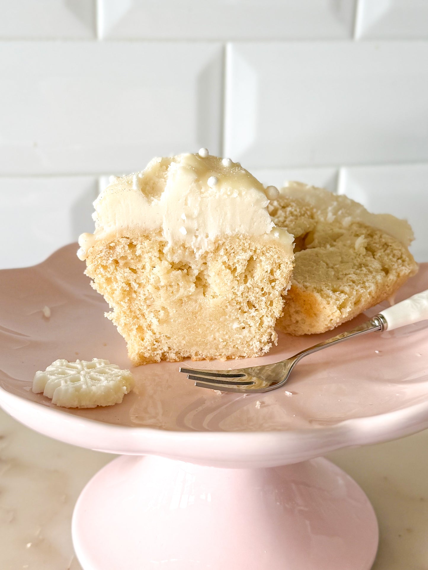 WHITE CHOCOLATE CHRISTMAS⚠️FUTURE-DATE PICK UP⚠️(DEC)