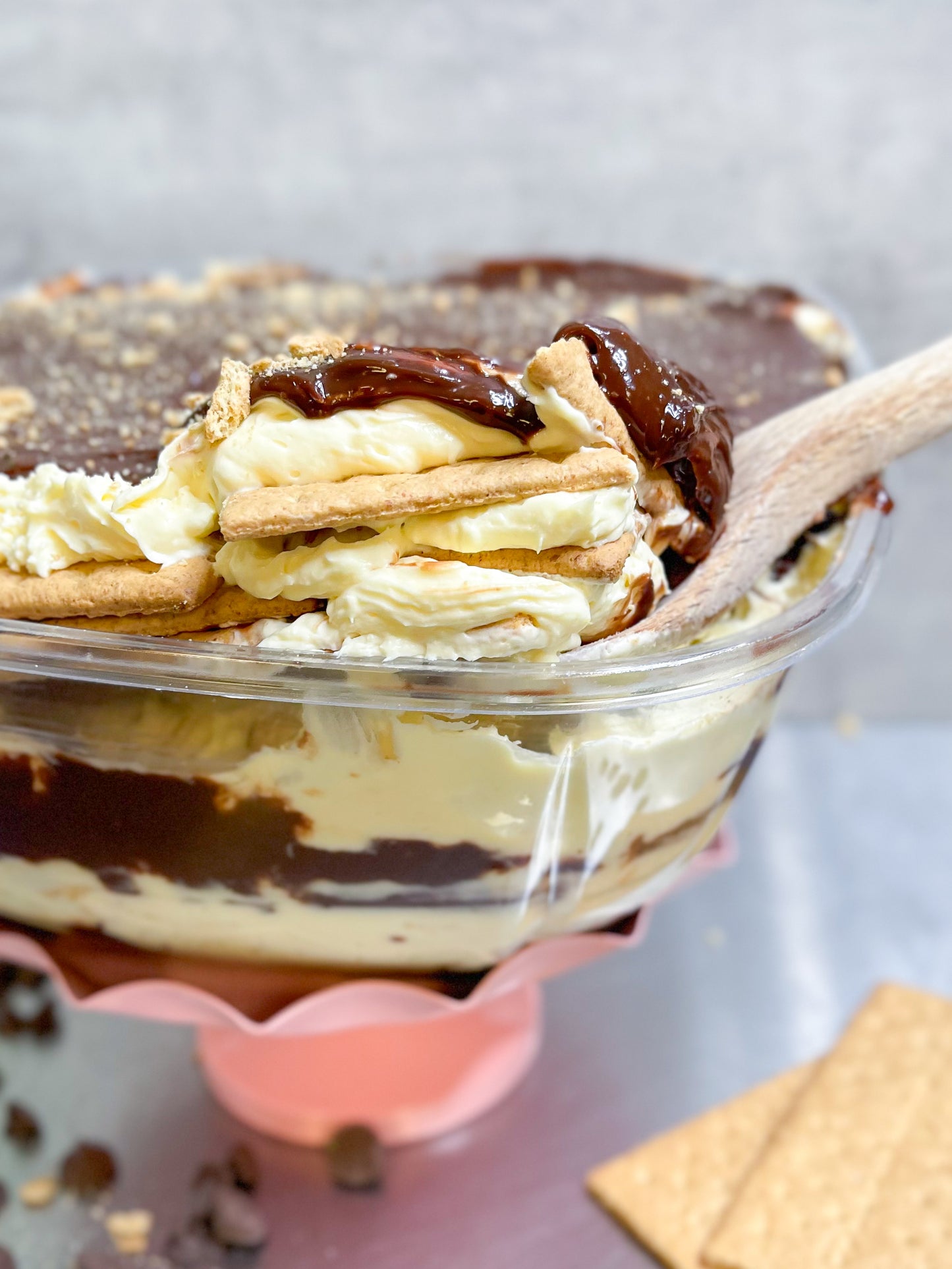 Chocolate Eclair Trifle❄️ ⚠️FUTURE DATE PICK-UP⚠️