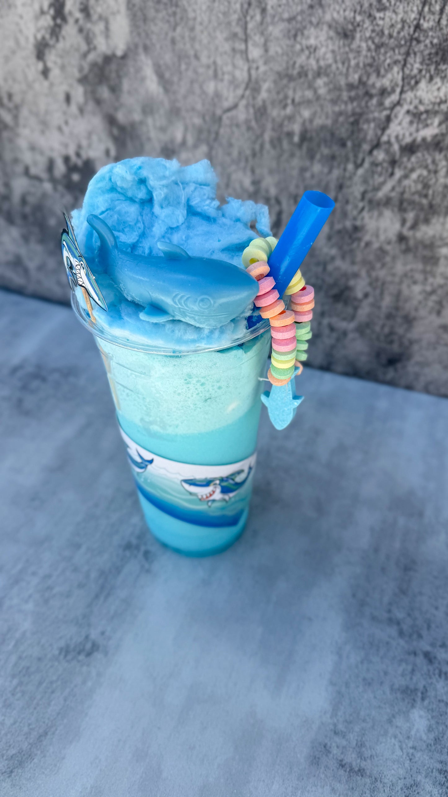 .SHARK FLOAT