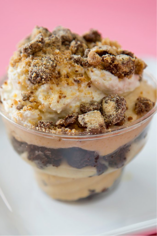 PEANUT BUTTER CHEESECAKE TRIFLE❄️⚠️FUTURE DATE PICK-UP⚠️ (JULY)