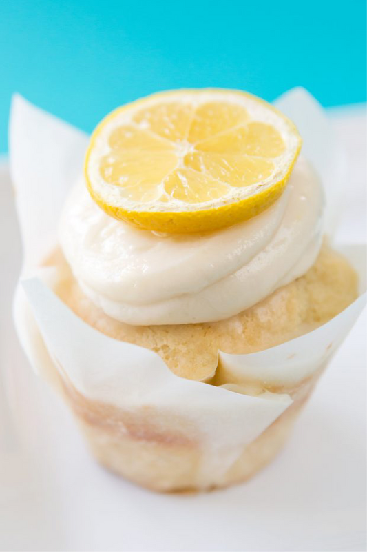 STICKY 🍋LEMON⚠️FUTURE DATE PICK-UP⚠️(JUNE)