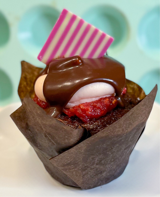 CHOCOLATE RASPBERRY⚠️FUTURE DATE PICK-UP⚠️(MAY)