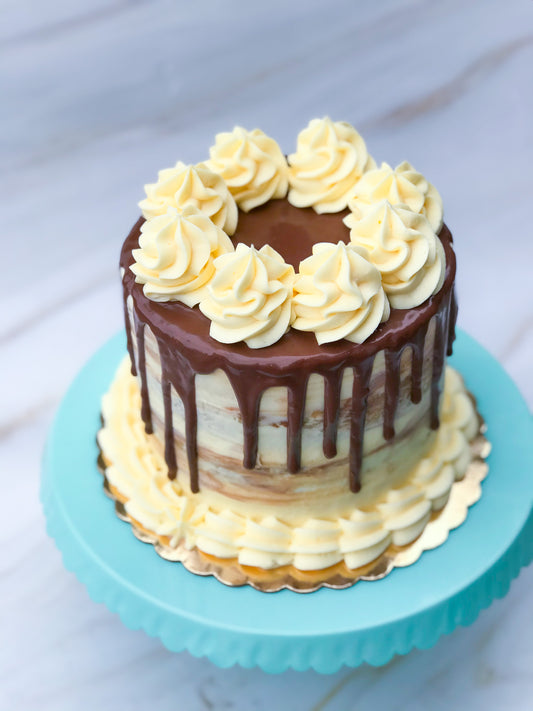 BOSTON CREAM CAKE