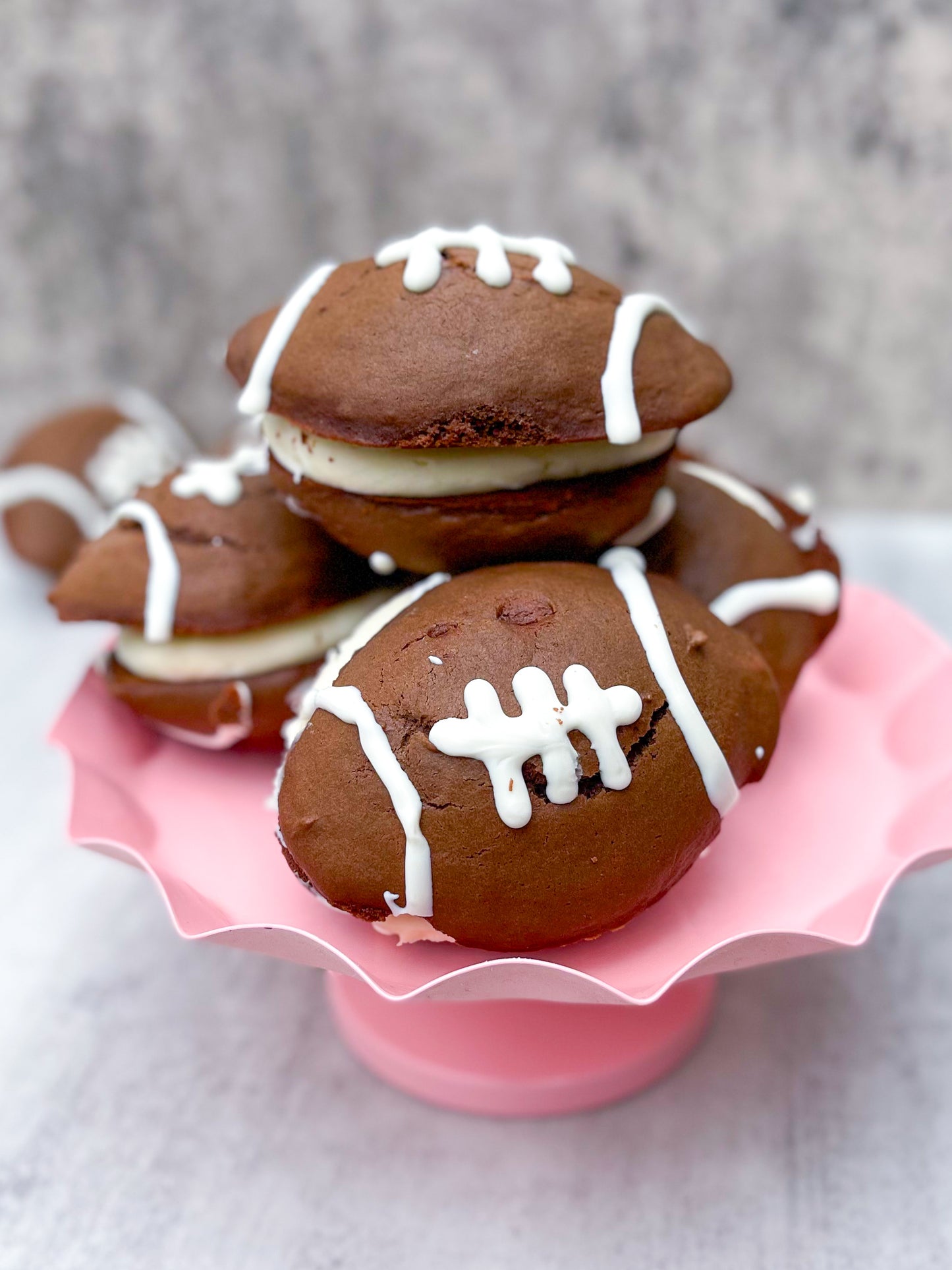 JUMBO FOOTBALL OREO❄️⚠️FUTURE DATE PICK-UP⚠️