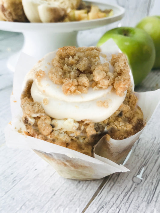 APPLE🍏CRUMB⚠️FUTURE DATE PICK-UP⚠️(SEPT)