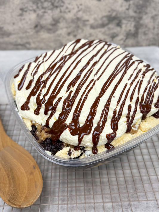 🔴CATERING: GERMAN CHOCOLATE CHEESECAKE TRIFLE