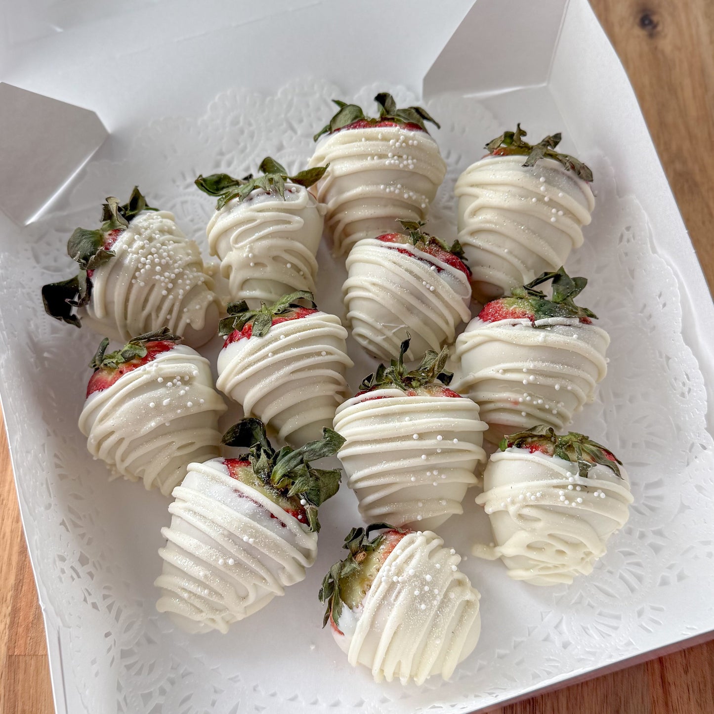 CHOCOLATE DIPPED STRAWBERRIES⚠️Feb 13th & 14th⚠️