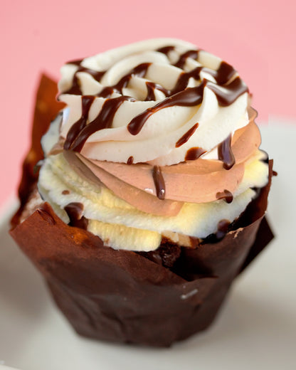 🚨50% OFF‼️CHOCOLATE TUXEDO CHEESECAKE❄️ 🔻SAME DAY PICK-UP🔻