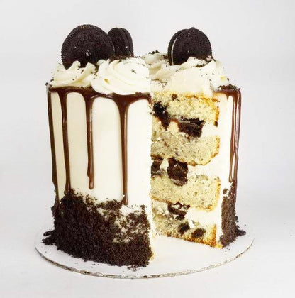 COOKIES N' CREAM CAKE