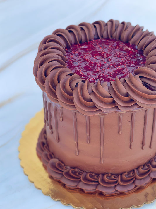 CHOCOLATE RASPBERRY CAKE